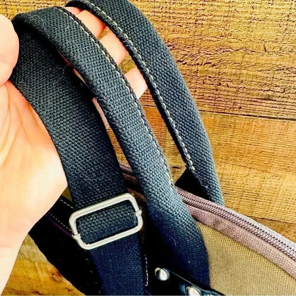 Fossil Key-Per Quilted Padded Laptop Messenger/Crossbody Bag